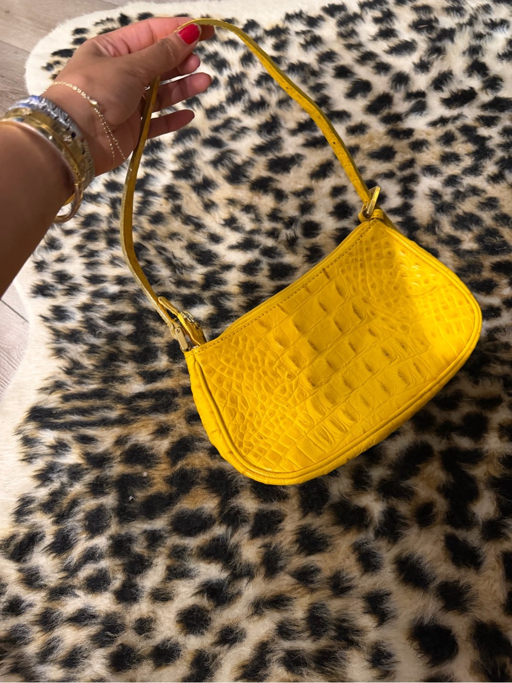 Yellow Croc-Embossed Shoulder Bag - Unbranded